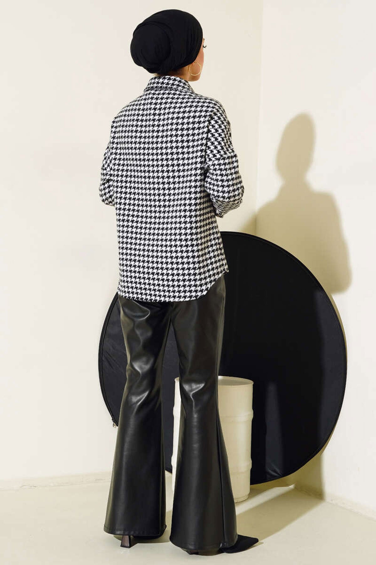 3852 Cămașă cu model pied de cocoș - Negru