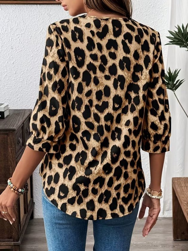 Kadın Truvakar Kollu Yakalı Leopar Desenli Modal Bluz, 38543
