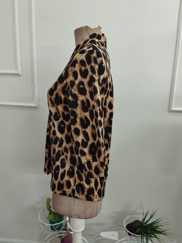Kadın Truvakar Kollu Yakalı Leopar Desenli Modal Bluz, 38543