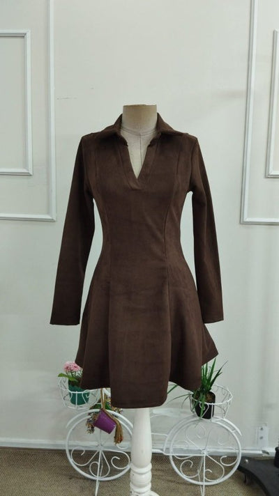 Rochie scurtă din piele întoarsă cu mânecă lungă și decolteu în V pentru femei, 38908