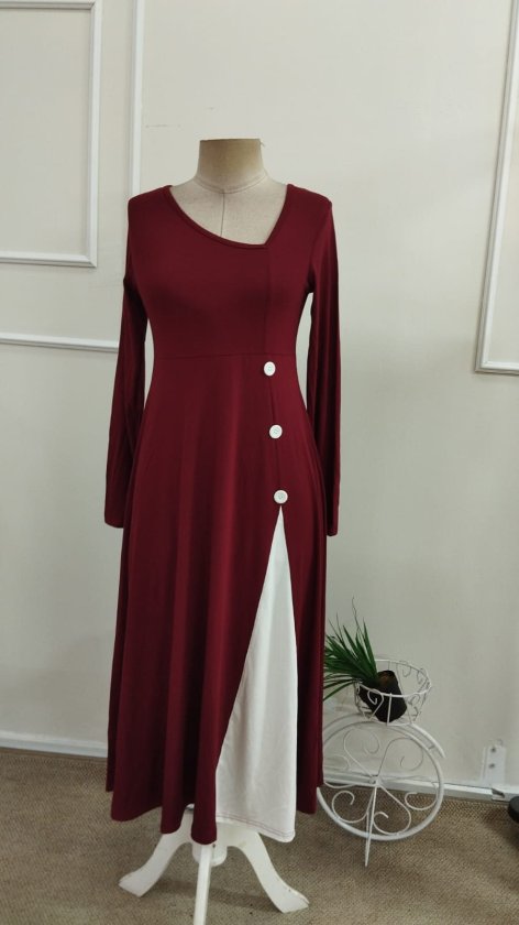 Rochie midi evazată din viscoză, cu mânecă lungă, guler asimetric și nasturi, 38994