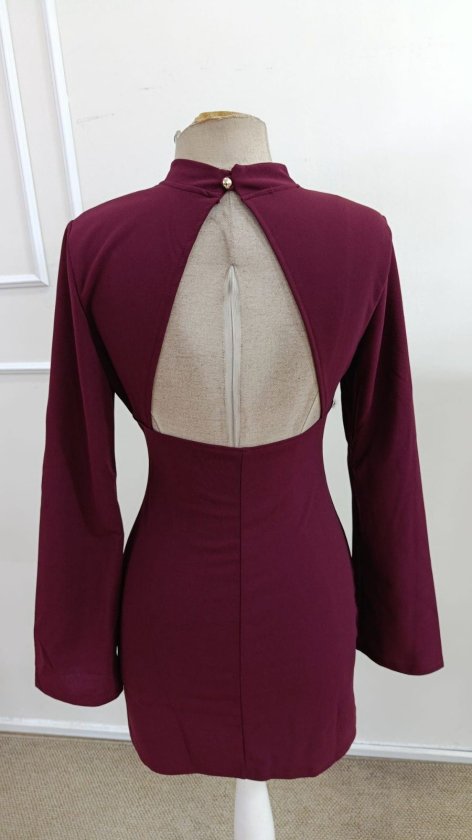 Rochie de damă din crep importat, cu mânecă lungă, guler mandarin, crăpătură scurtă, 39006