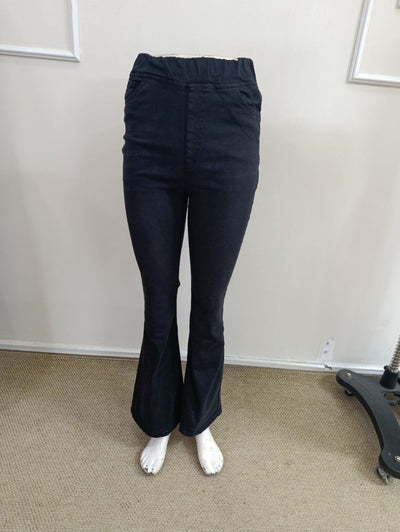 Kadın Beli Lastikli Paçaya Doğru Hafif Ispanyol Gelen Kot Pantolon, 39190