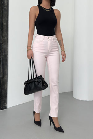 Dikişsiz Paça Mom Fit Kot Pantolon 764