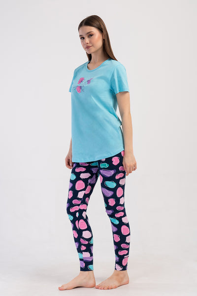 SET PIJAMA DAMA, BLUZĂ CU MÂNECĂ SCURTĂ LA BAZA GÂTULUI ȘI FUSTĂ LUNGĂ, COLANȚI CU MANȘETĂ OVALĂ – TURCOAZ