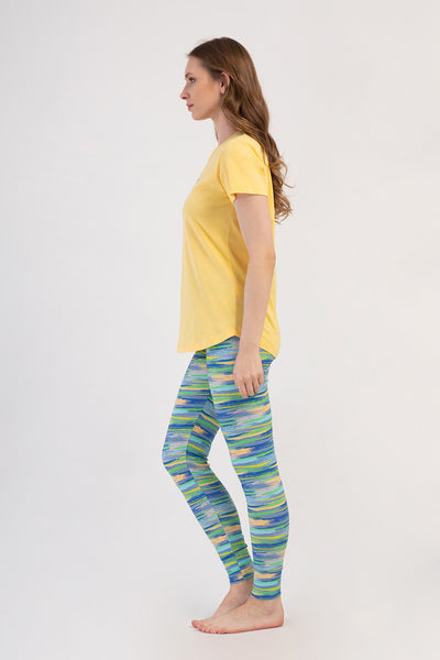 SET PIJAMA DE DAMĂ, BLUZĂ CU MÂNECĂ SCURTĂ ȘI GULER ROTUND LYC SUPREM, FUSTĂ LUNGĂ ȘI COLANȚI CU MANȘETE OVALE - GALBEN