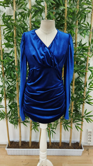 Rochie de damă din catifea cu mânecă lungă, decolteu înfășurat și pliuri laterale, 31039