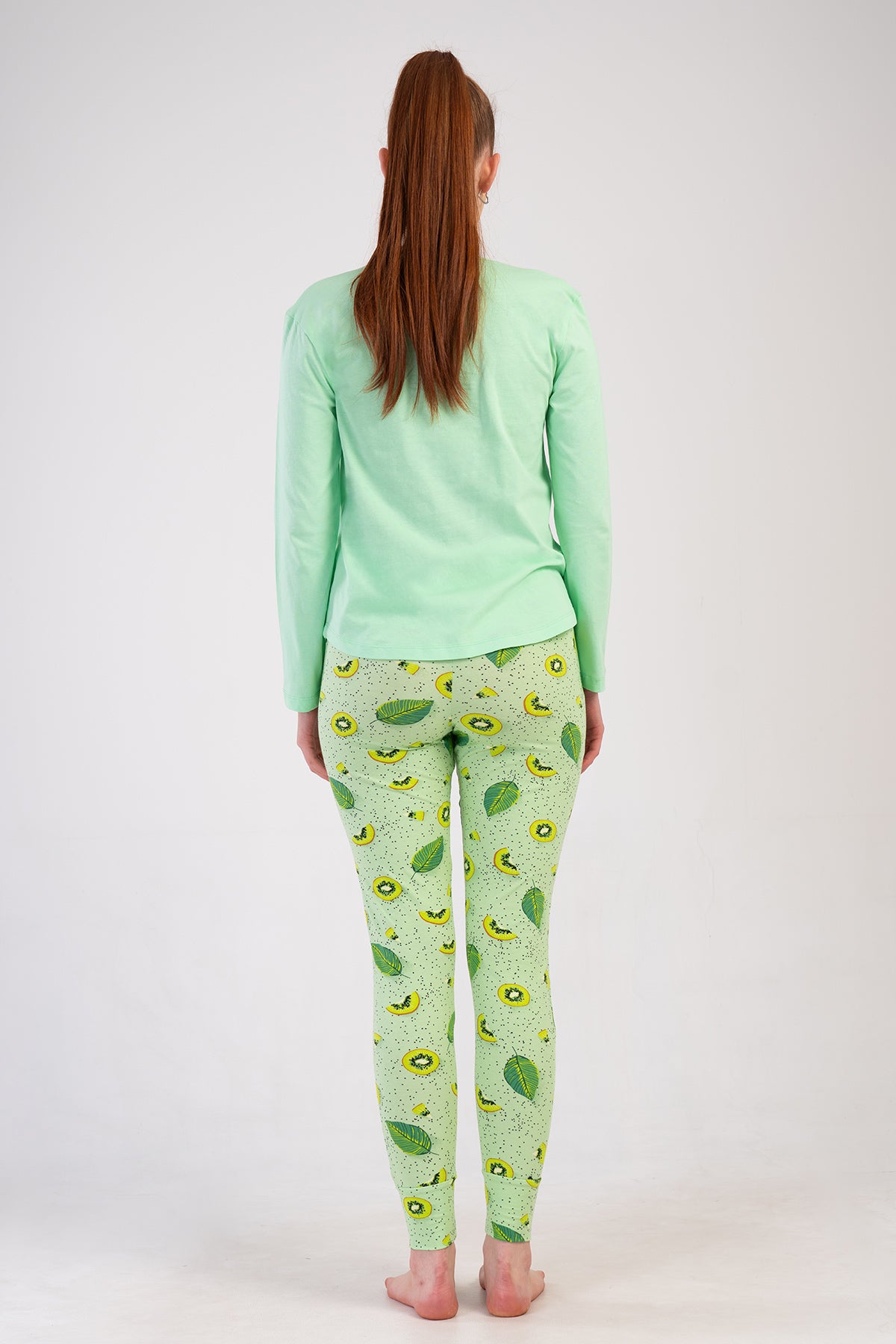 Pijama damă LYC SUPREM guler rotund mânecă lungă tiv oval manșete tip colanți - VERDE