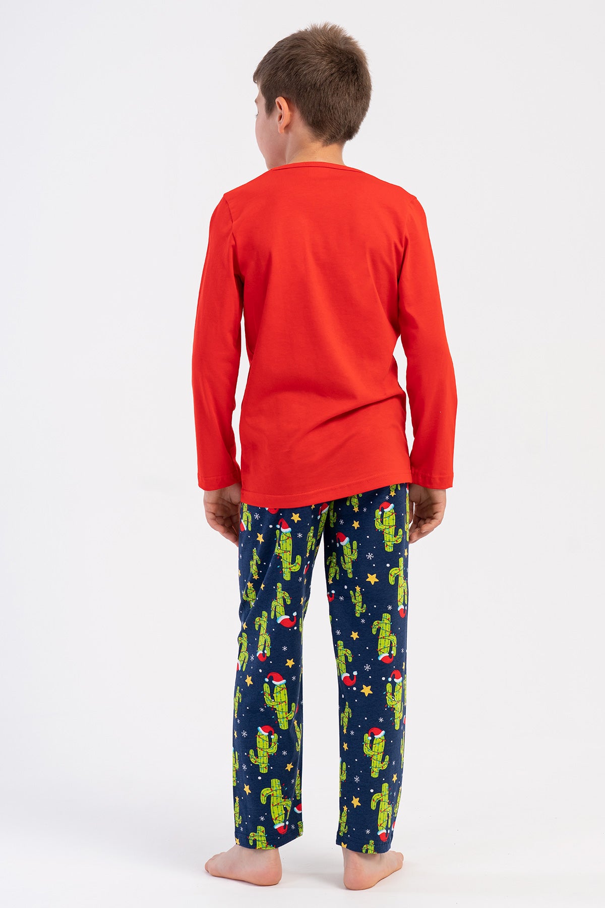 COSTUM DE PIJAMA BĂIEȚI CU MÂNECĂ LUNGĂ ȘI GULER ROTUND P.SUPREM (5-6/13-14) - ROȘU NOU