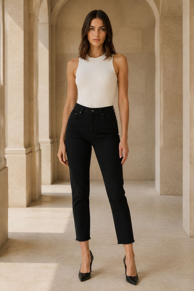 Dikişsiz Paça Mom Fit Kot Pantolon 764