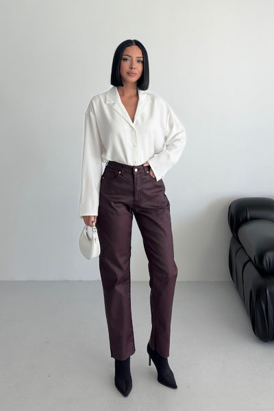 Pantaloni din piele acoperită, croială Mom Fit 7072