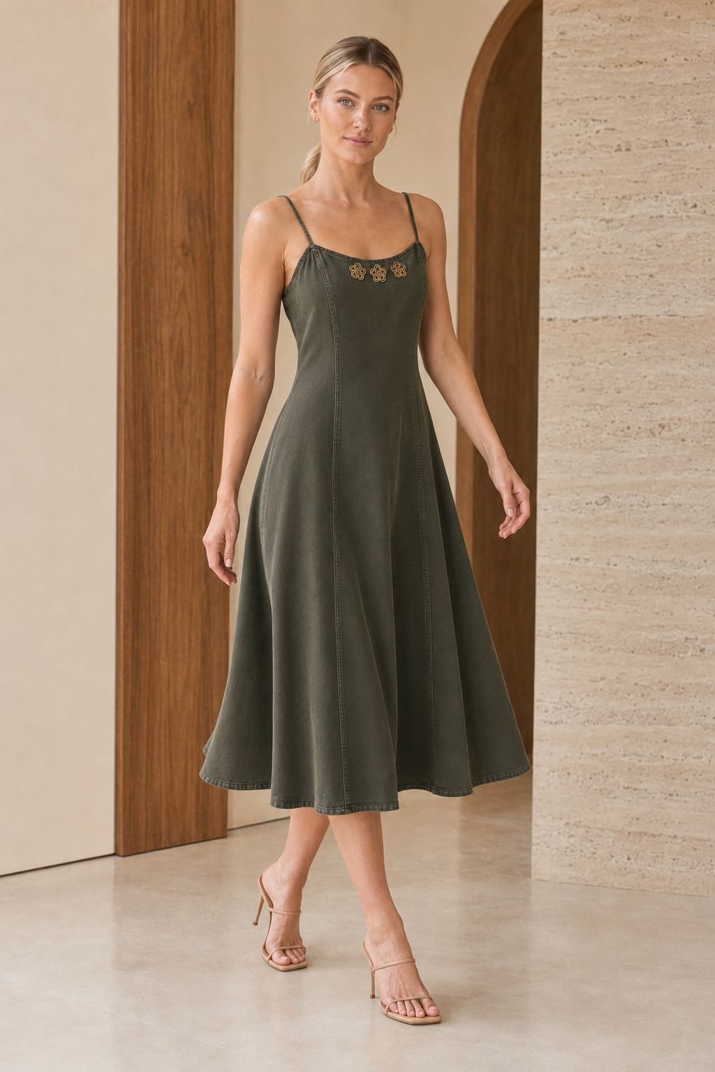 Rochie de in cu bretele Elevată HS3107