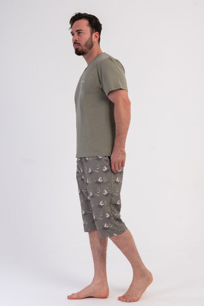 COSTUM BĂRBĂTESC CAPRI CU MÂNECĂ SCURTĂ ȘI DECOLTEU ÎN V, MĂRIME MARE XXL, CU BUZUNARE P.SUPREM - KAKI
