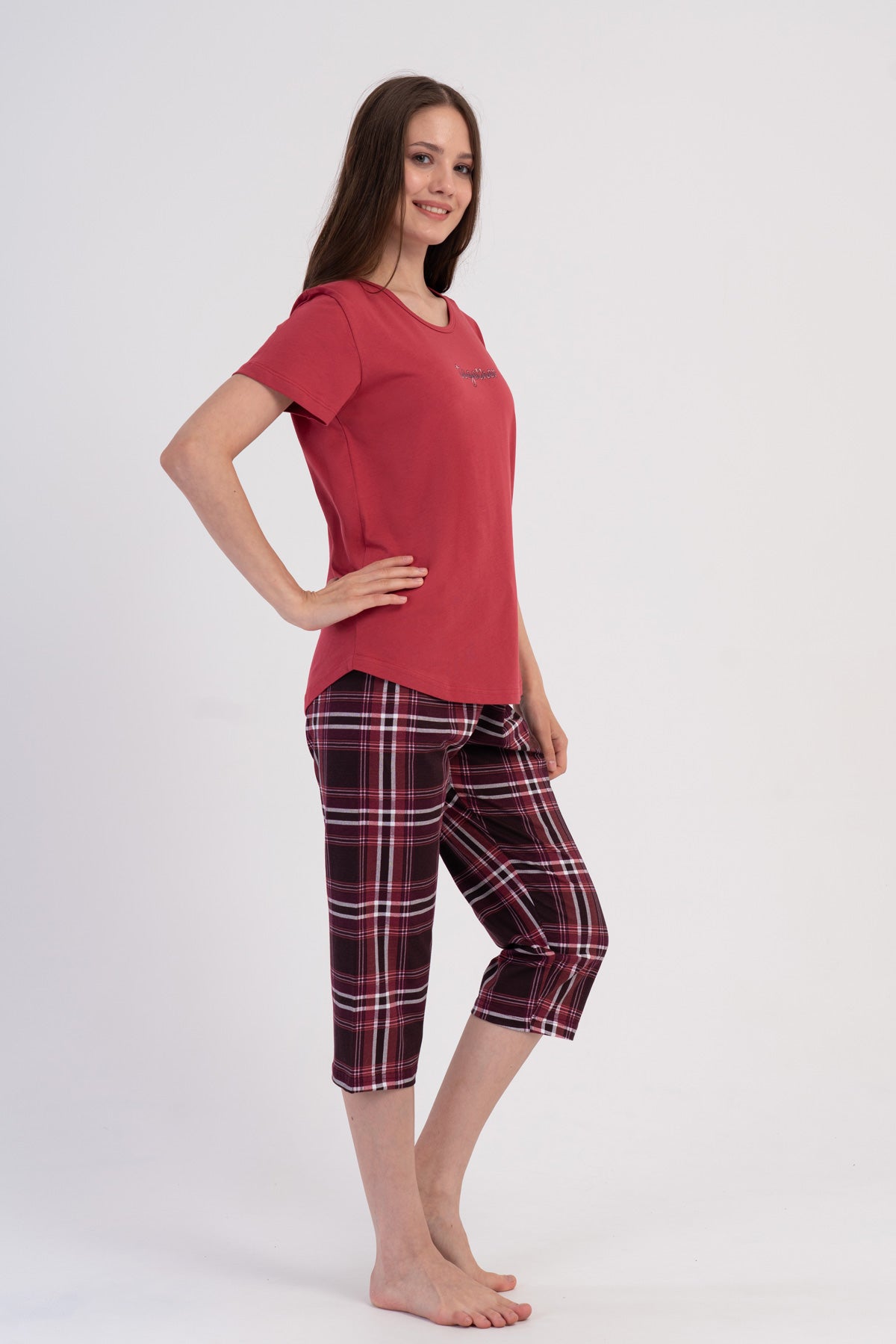 Costum oval Capri cu mânecă scurtă și guler în formă de O pentru femei P.SUPREM - Vișiniu