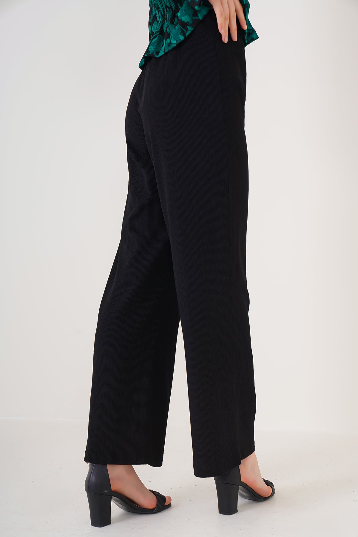 6543 Pantaloni Tricot - Negru