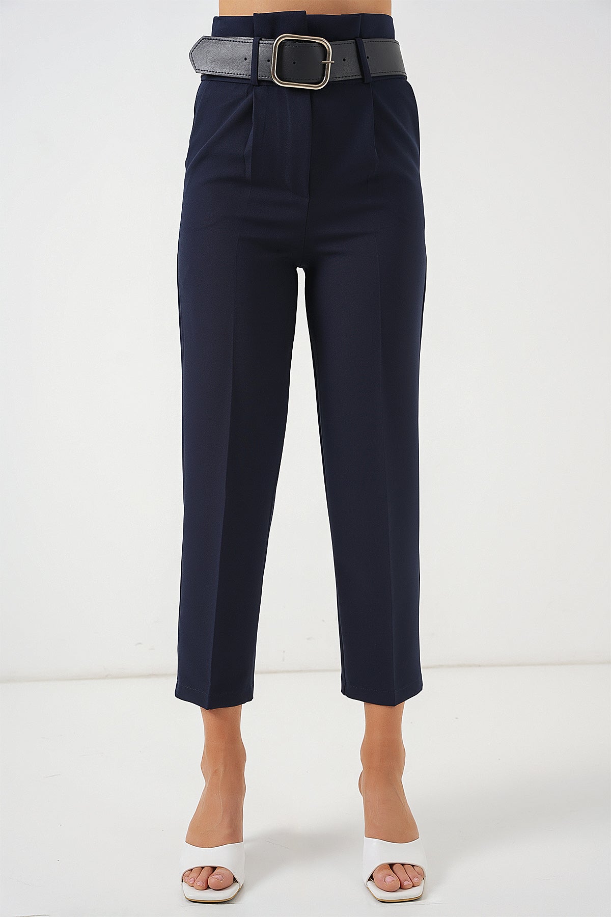 Pantalon Din Țesătură Cu Curea 6556 - Albastru Închis