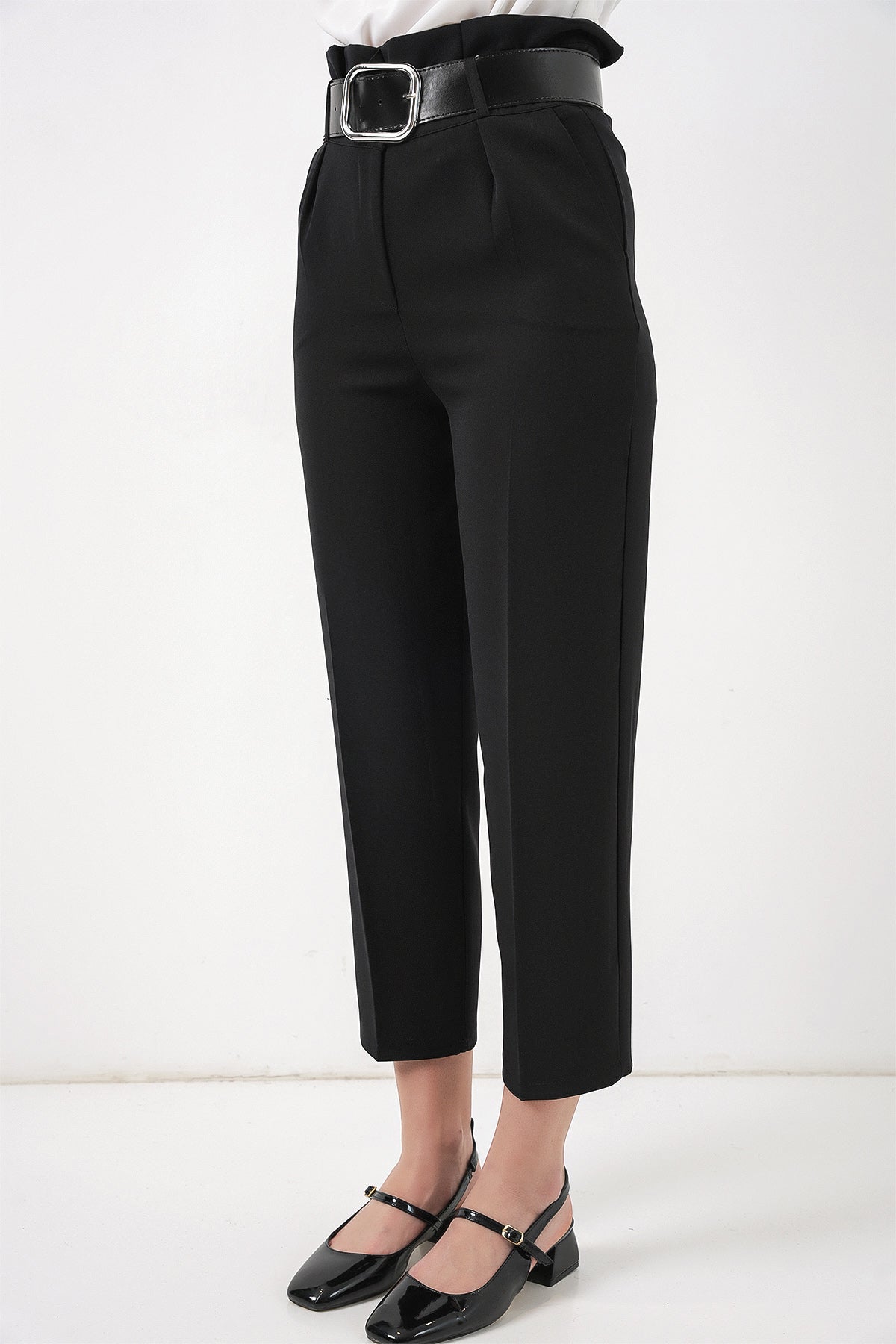 6556 Pantaloni Țesătură cu Curea - Negru