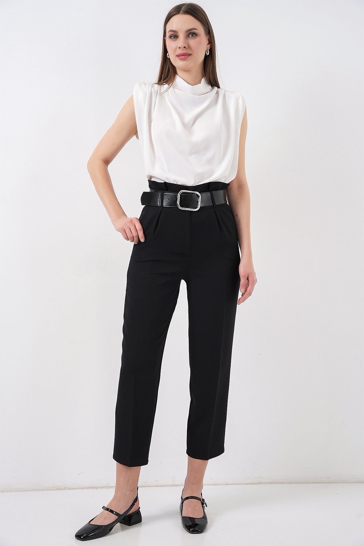 6556 Pantaloni Țesătură cu Curea - Negru