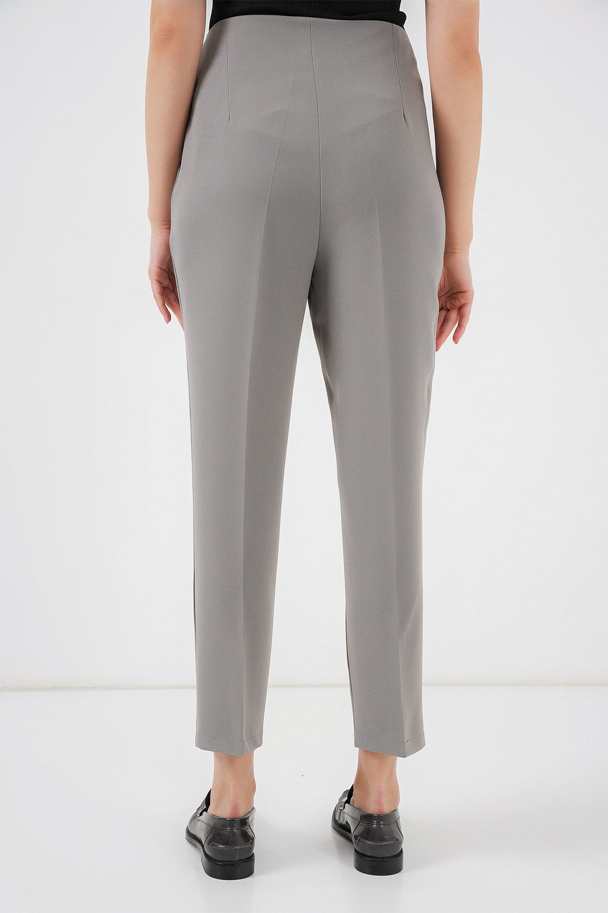 6650 Pantaloni cu talie inalta - Gri
