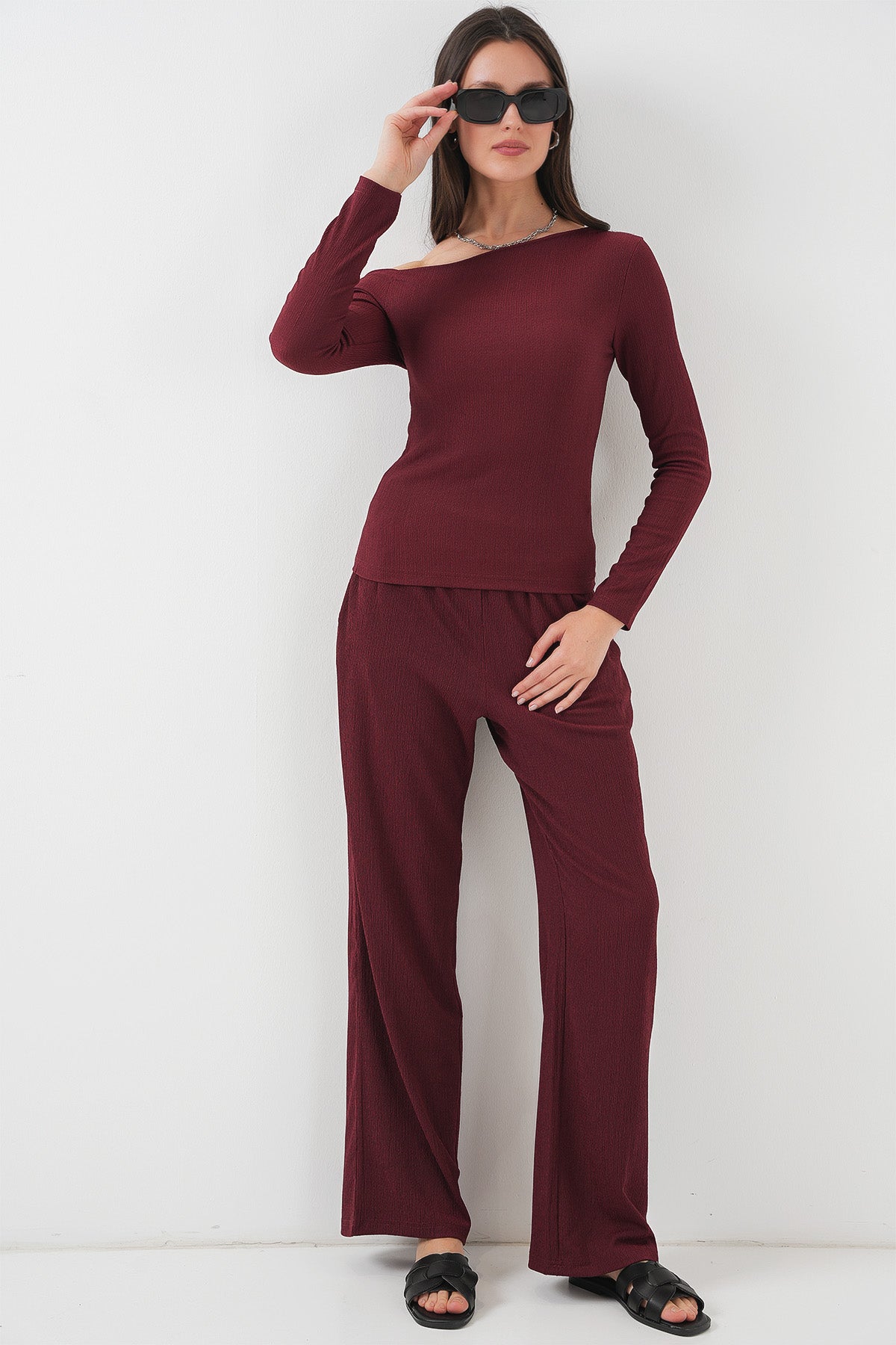 6708 Set cu umar jos - Bordo