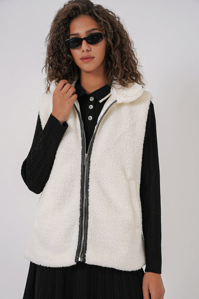 6793 Peluş Yelek - Beyaz