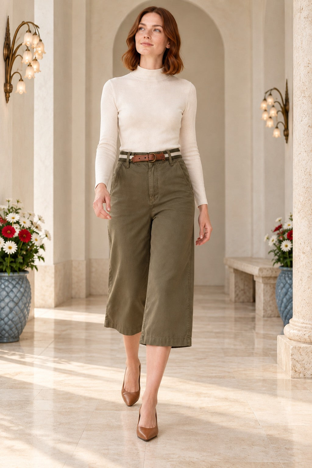 Pantaloni Capri cu curea 239