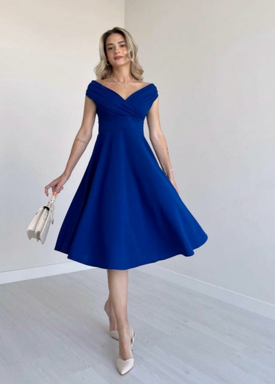 Rochie din crep cu volane pe fustă, cu mânecă scurtă și decolteu petrecut, 35563