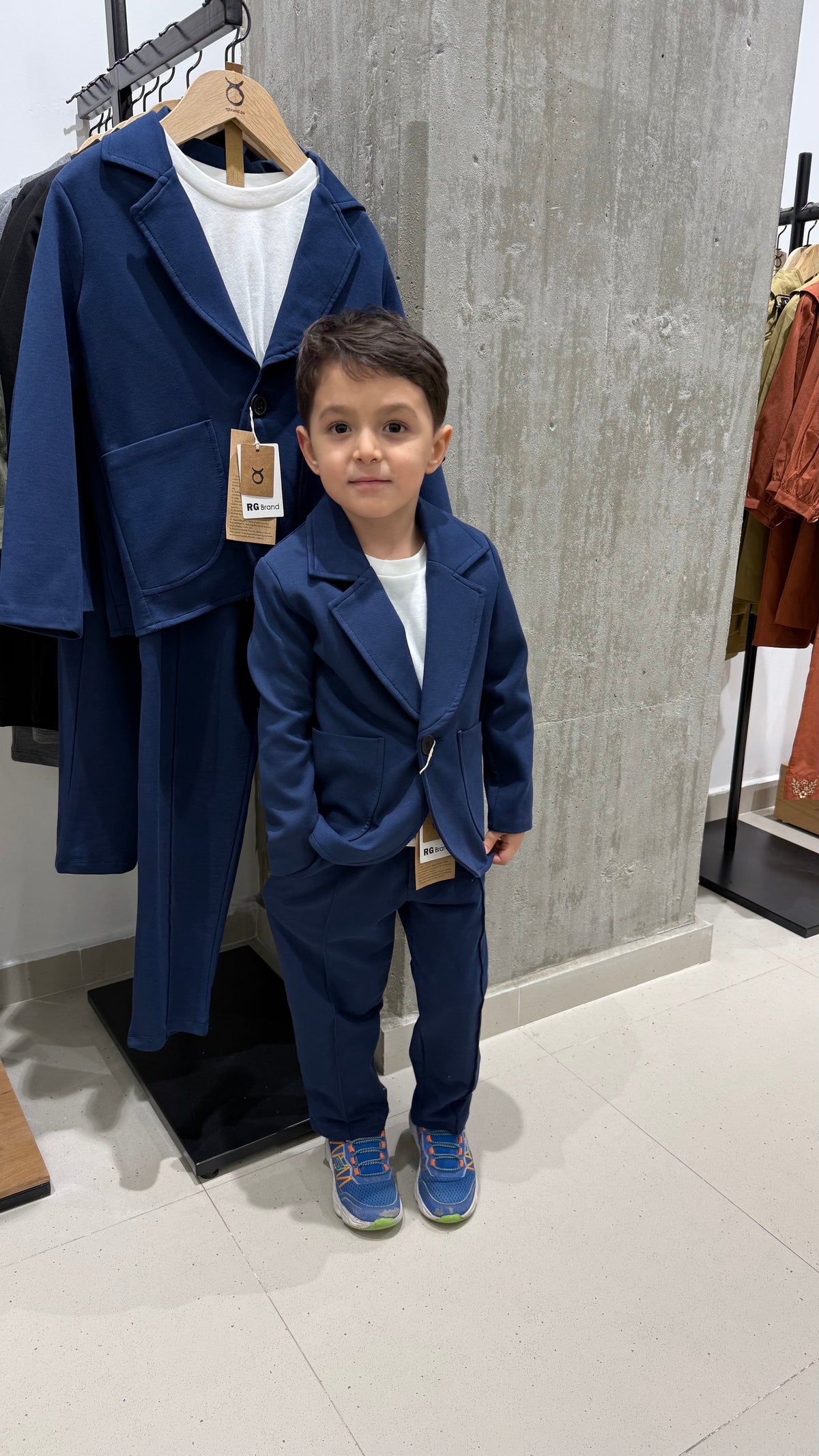 Çocuk Takım Elbise | 3–9 Yaş | Likralı 3’lü Kombin: Pantolon, Tişört ve Ceket | Özel Gün | RG1440 - FÜME