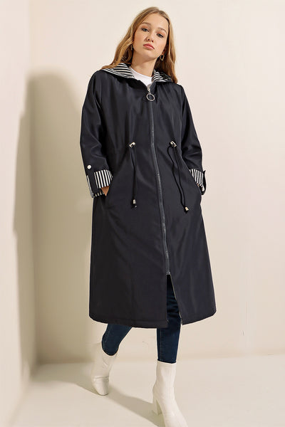 9091 Trench-coat cu glugă și șnur, culoare bleumarin