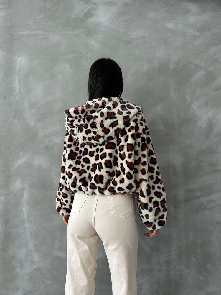 Printed Plush Wholesale Coat - Light Stone Leopard