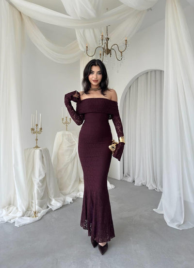 Rochie Arya fără bretele din dantelă