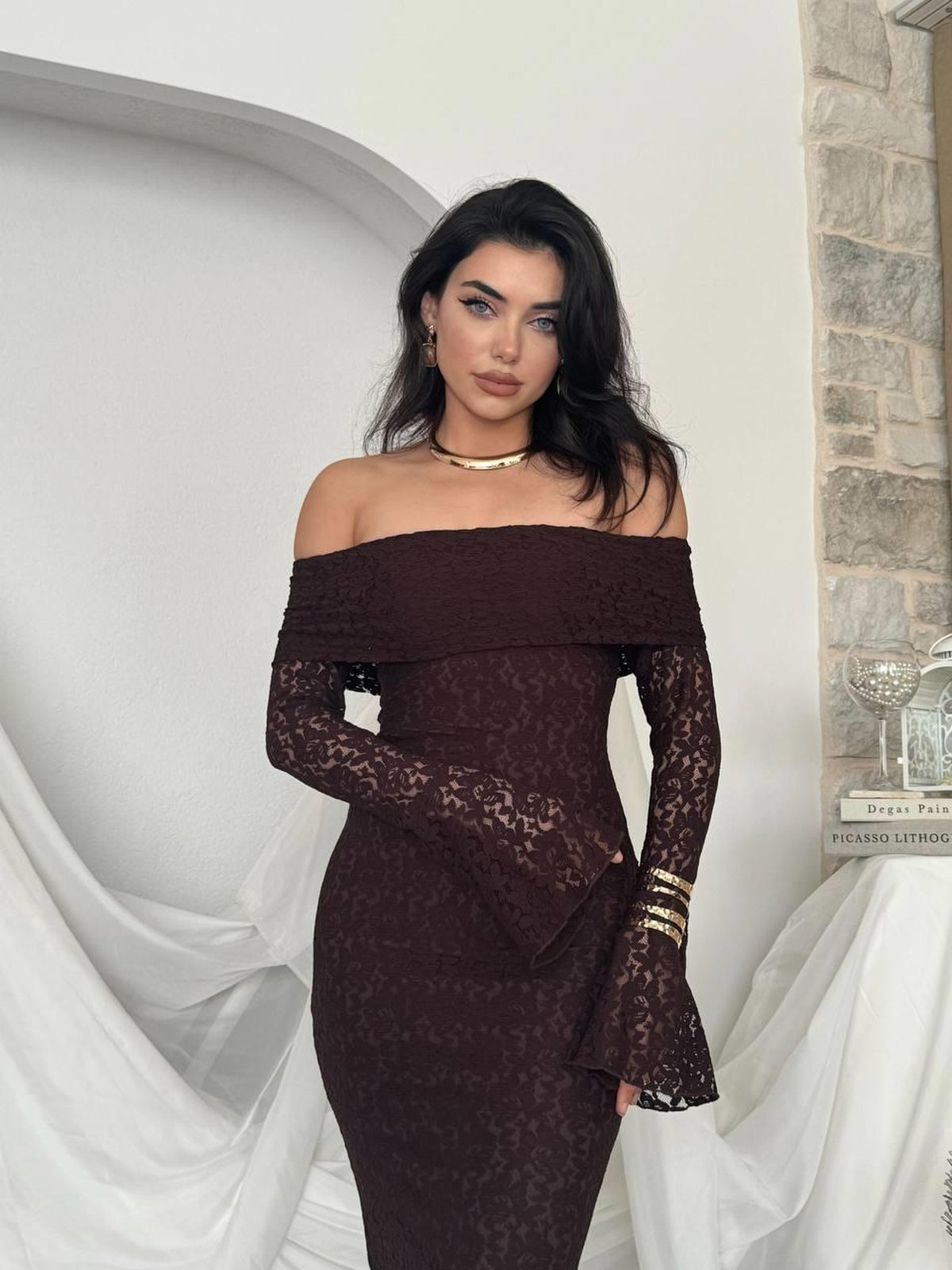 Rochie Arya fără bretele din dantelă