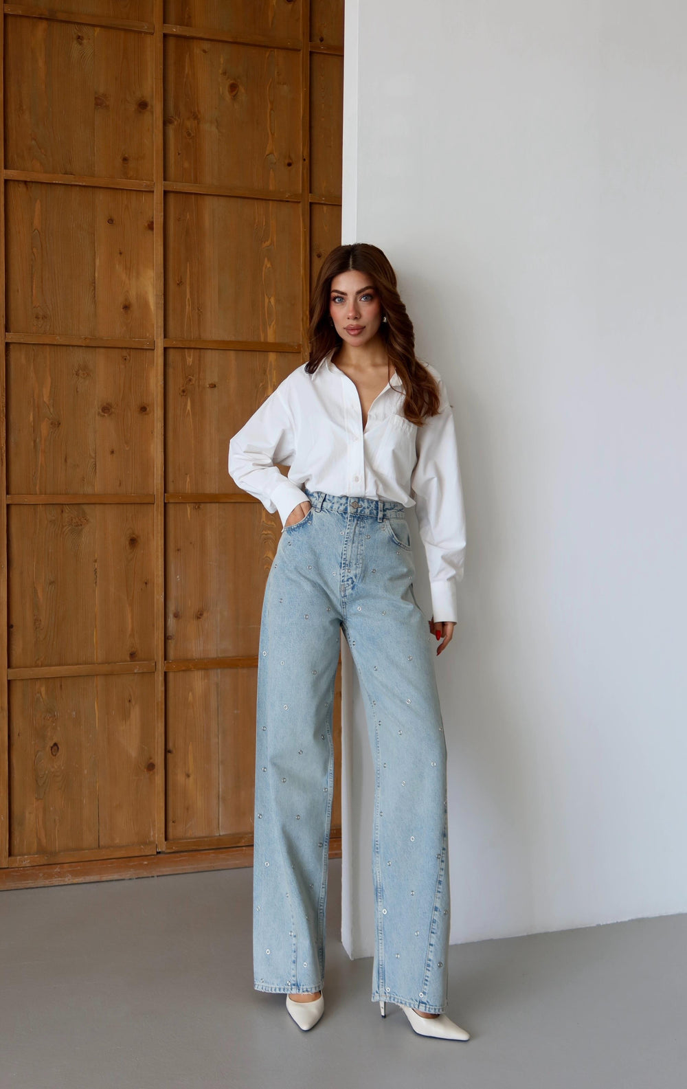 Yüksek Bel Baloon Kalıp Halka Taş Detaylı Light Blue Tint Jean Pantolon
