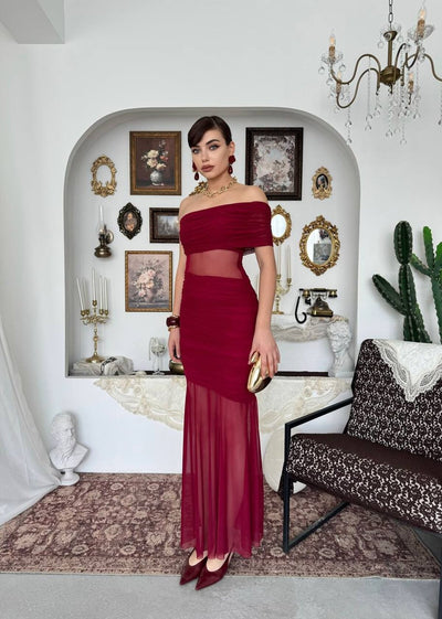 Rochie transparentă cu scoarță