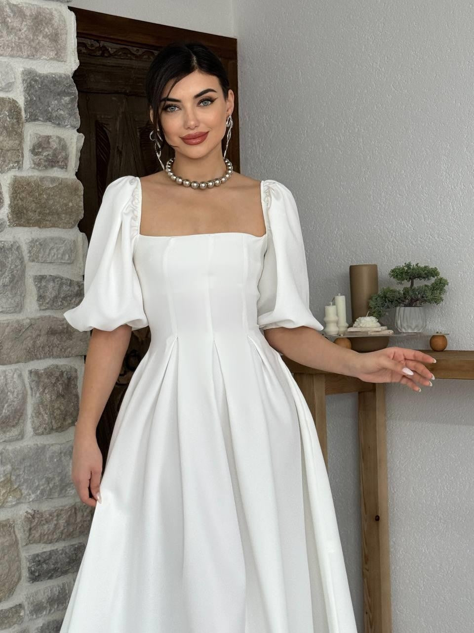 Rochie Benjamin din crep, midi, cu volane