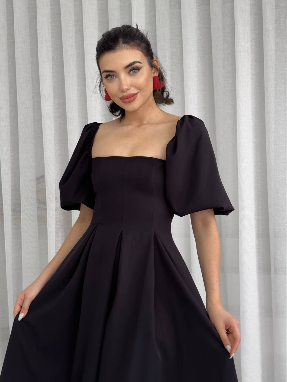 Rochie Midi Benjamin cu fustă plisată