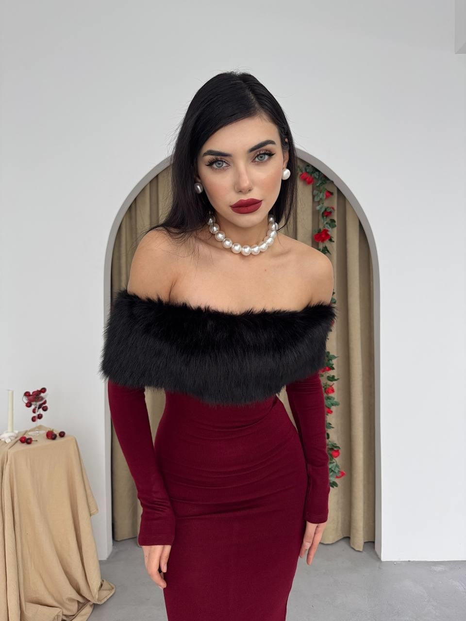 Bestia Rochie fără bretele cu detalii din pene
