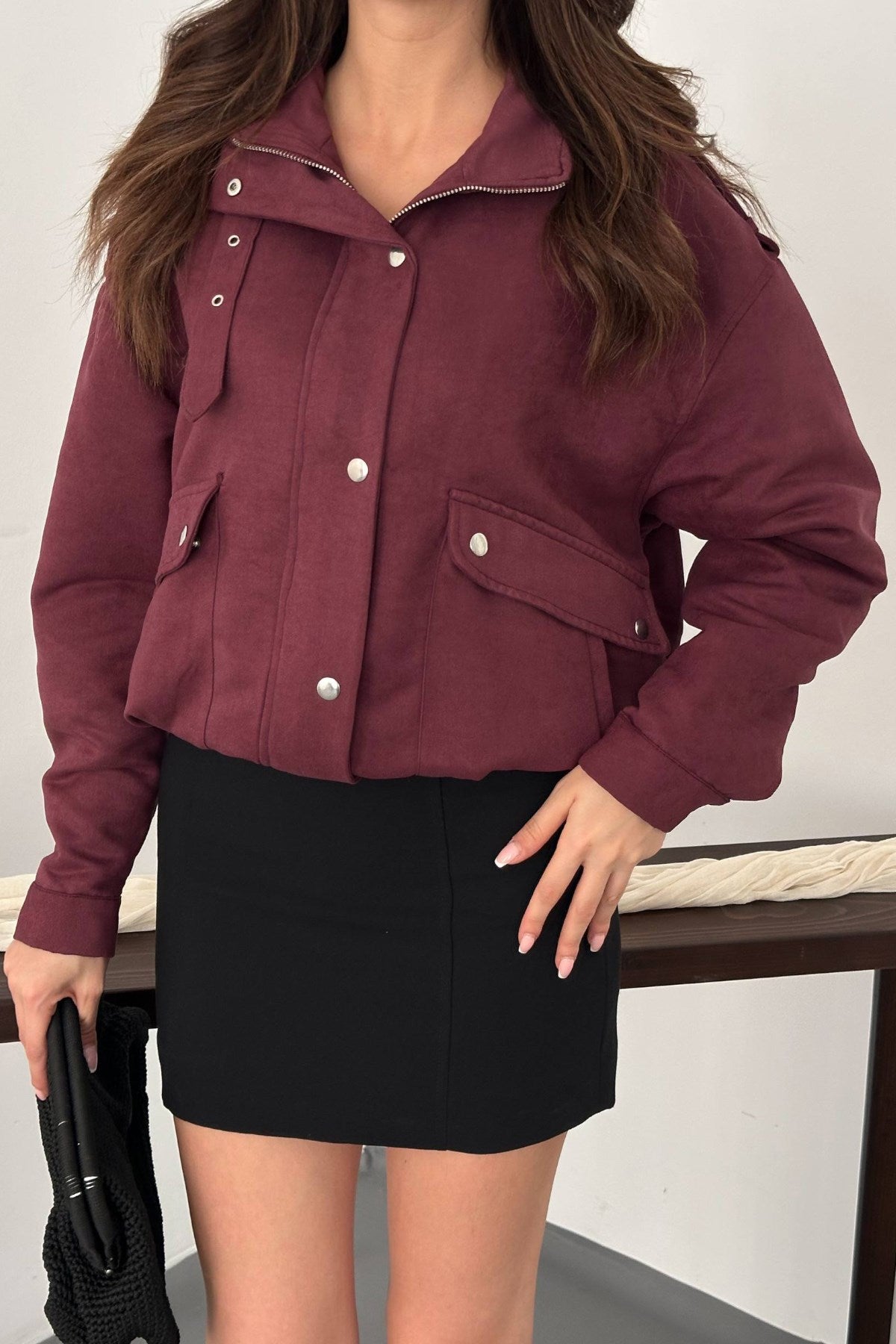 Bordo Dik Yakalı Kısa Ceket