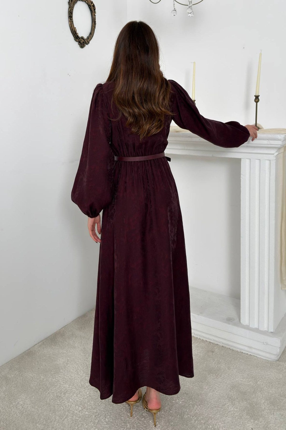 Bordo Vatkalı Yakası Kuşaklı Elbise