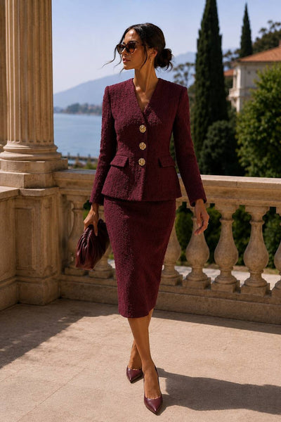 COSTUM CHANEL CU BUTOANE AURII