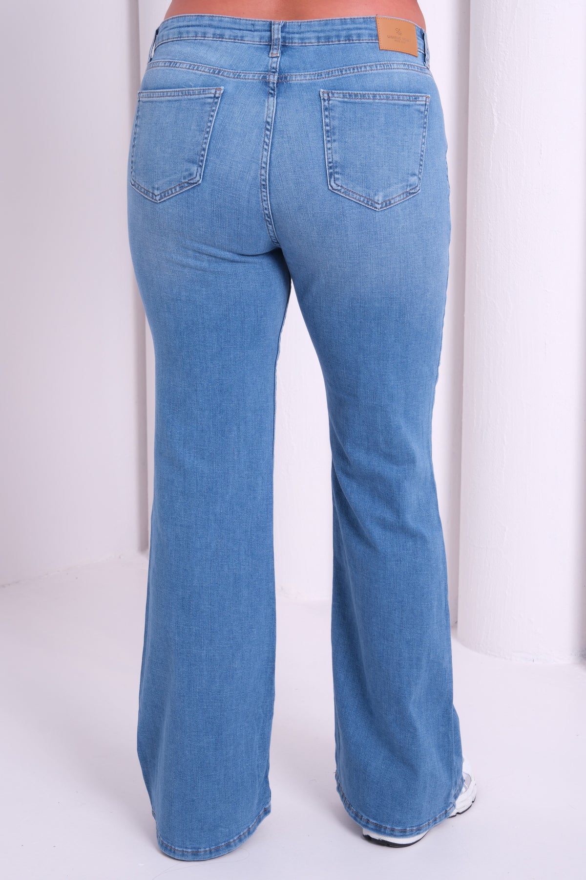 Yüksek Bel Battal Kesim Yarım İspanyol Paça Blue Jean Pantolon