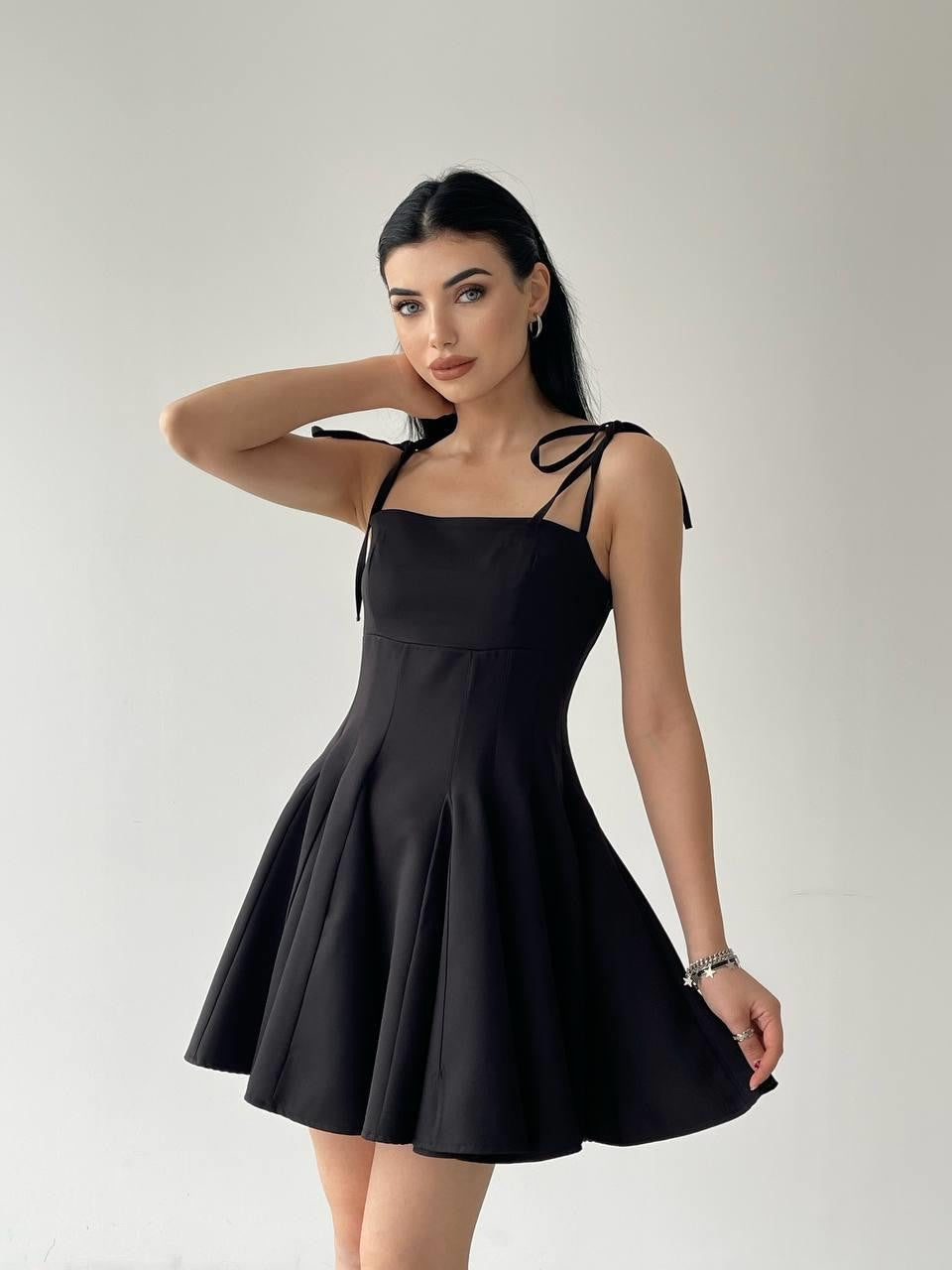 Rochie scurtă cu bretele Clara