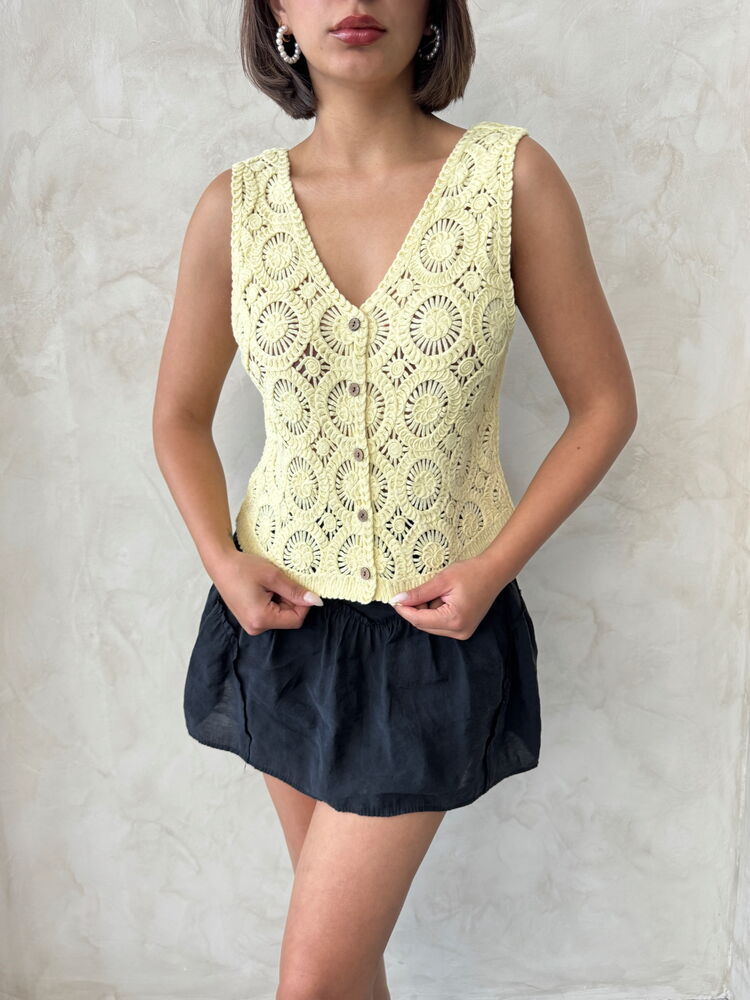 Buttoned Lace Vest - Yellow | Topshow