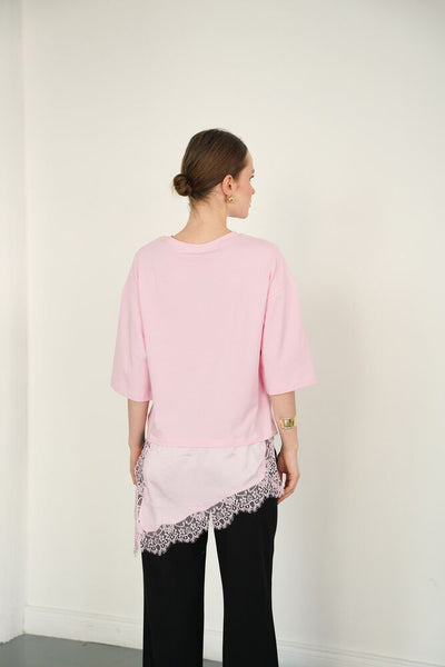 Tricou asimetric en-gros cu detalii din dantelă și satin - Roz | D2942 - Topshow