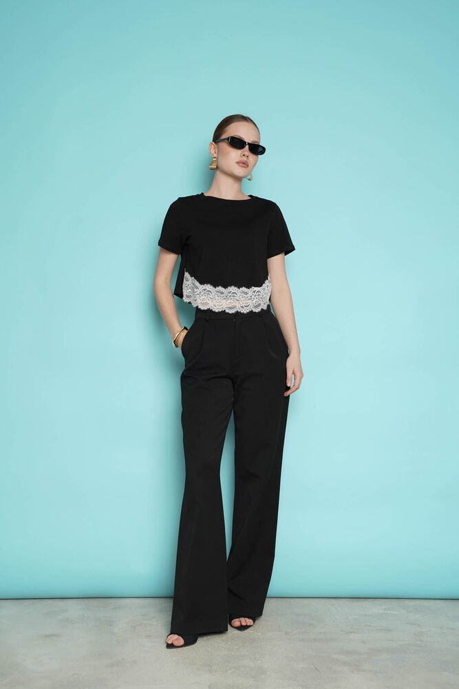 Tricou cu guler rotund și detalii din dantelă, en-gros - Negru | D3001 - Topshow