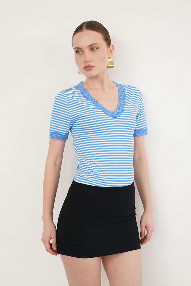 Tricou cu guler și manșete cu dantelă, decolteu în V, en-gros - Albastru | D3006 - Topshow