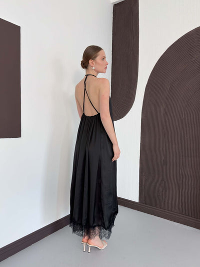 Rochie din satin cu detaliu din dantelă - Negru | D3022 Topshow