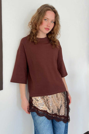 D 3064 PULLU DANTELLİ TİŞÖRT - KAHVE