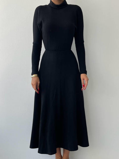 Rochie midi Dina cu gât la baza gâtului