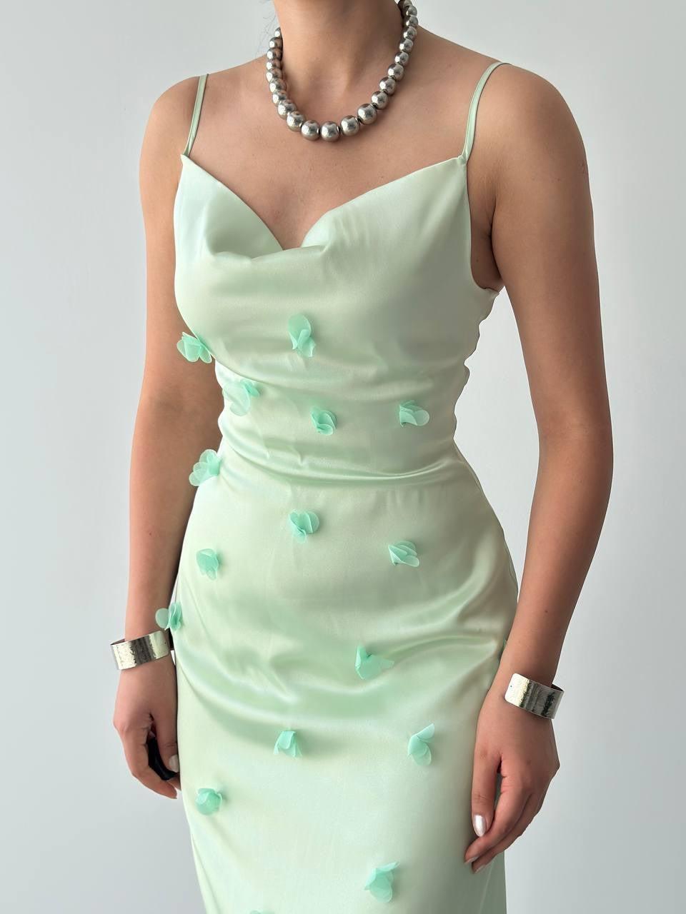 Rochie Dora cu detalii florale